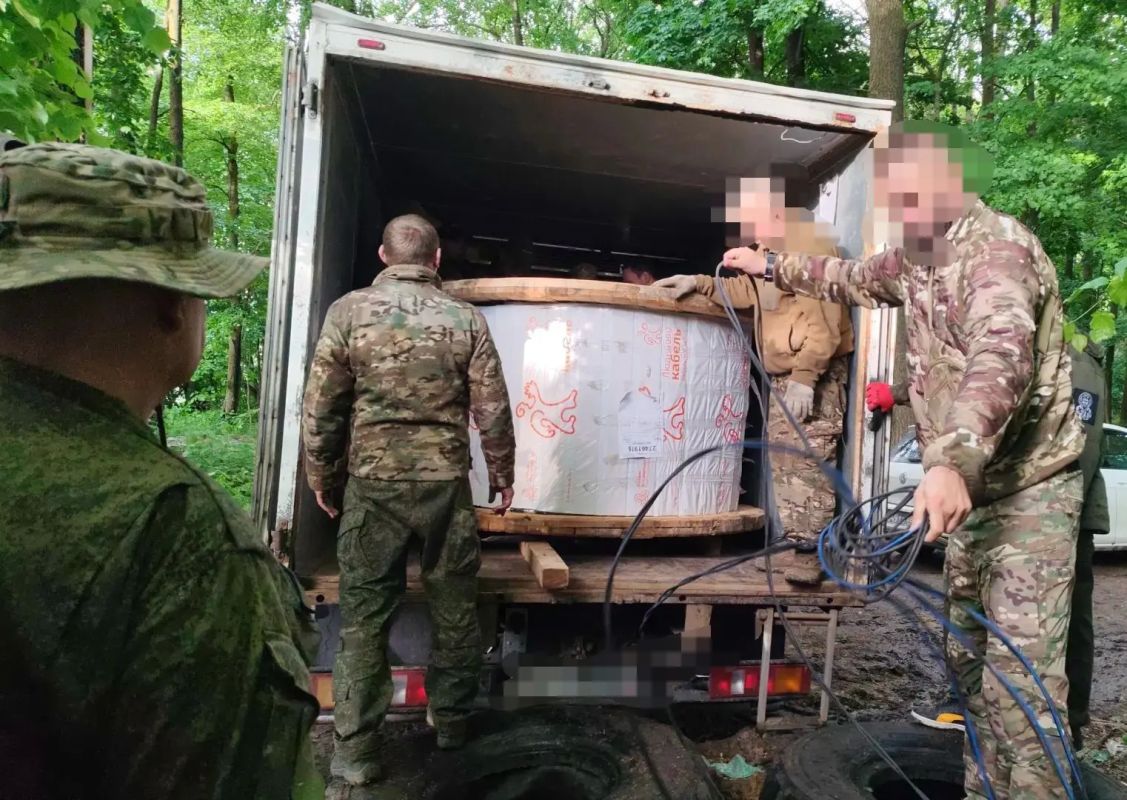 Волонтёры Тольятти – в одном строю с бойцами Волонтёры Тольятти – в одном строю с бойцами