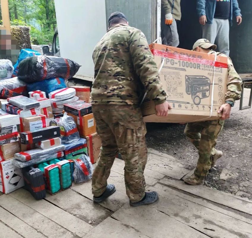 Волонтёры Тольятти – в одном строю с бойцами Волонтёры Тольятти – в одном строю с бойцами
