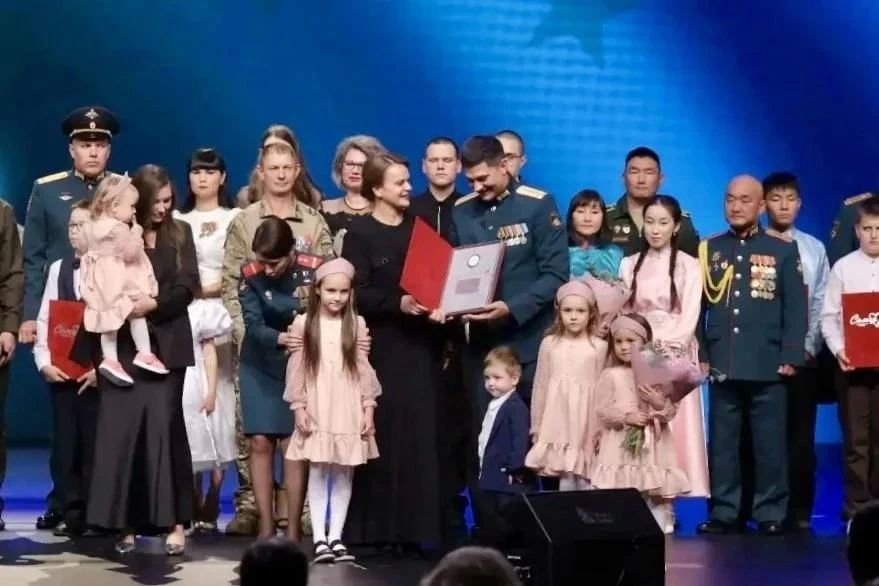Семья Яшиных из Тольятти стала лучшей в России в номинации «Семья защитника Отечества»