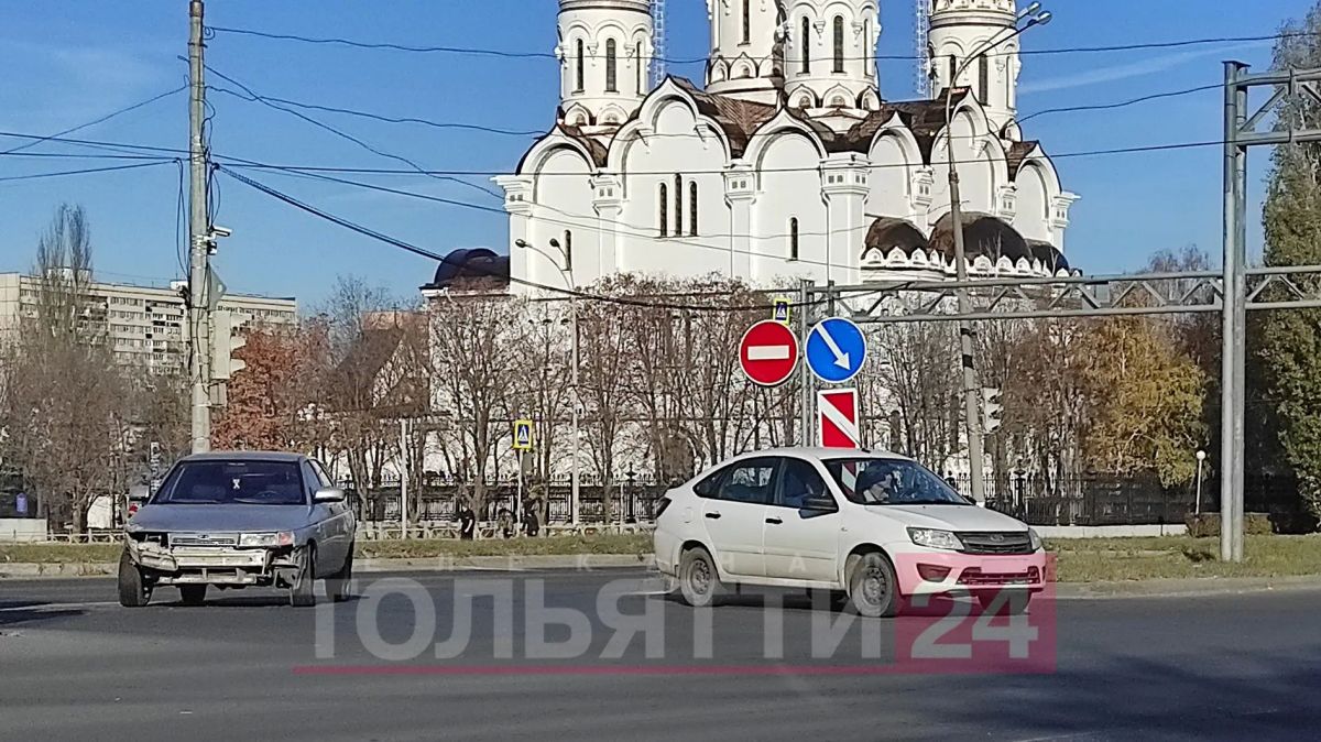 Авария на перекрёстке Ленинский / Юбилейная